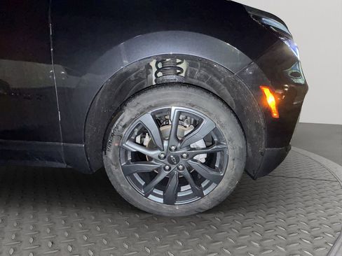 Used 2022 Chevrolet Equinox RS w/ RS Leather Package image 36