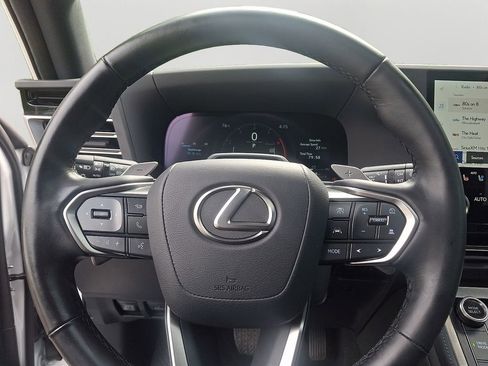 Used 2024 Lexus GX 550 w/ Cold Area Package AWD/4WD image 21