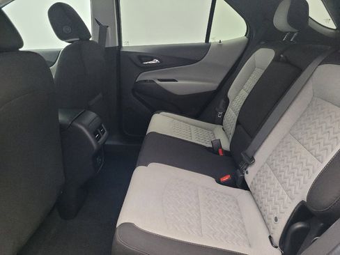 Used 2024 Chevrolet Equinox LT image 18