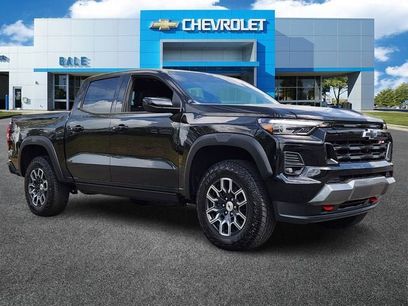 Used 2024 Chevrolet Colorado Z71 w/ Z71 Convenience Package 2