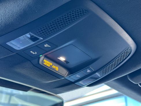 Used 2025 Porsche Taycan Turbo GT image 20