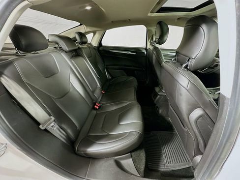 Used 2014 Ford Fusion Titanium image 27