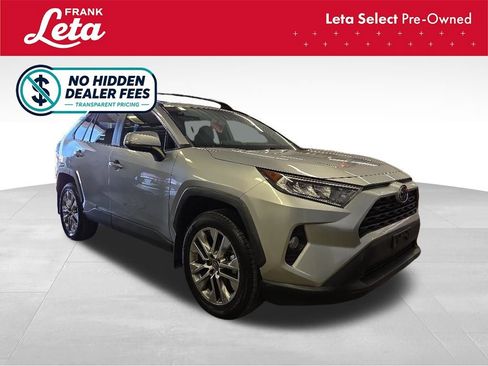 Used 2019 Toyota RAV4 XLE Premium FWD image 8