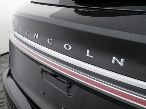 Used 2021 Lincoln Nautilus Reserve image 36