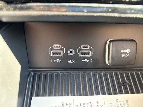 New 2026 Jeep Grand Cherokee L Limited image 23