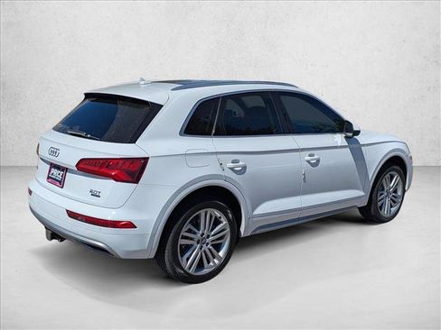 Used 2018 Audi Q5 2.0T Premium Plus w/ Premium Plus Package AWD/4WD image 5