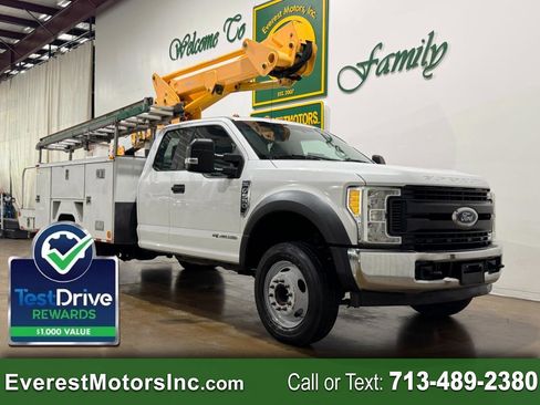 Used 2017 Ford F550 2WD SuperCab Super Duty image 1