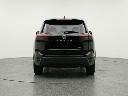 Used 2025 Nissan Rogue SV image 7