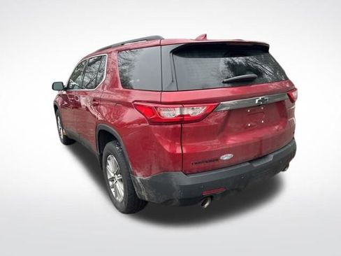 Certified 2019 Chevrolet Traverse LT image 3
