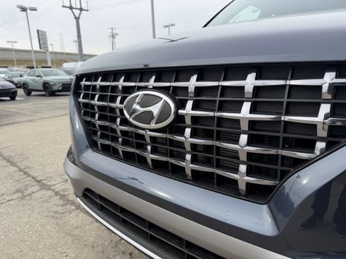 New 2026 Hyundai Venue SEL image 17