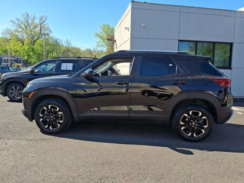 Used 2022 Chevrolet TrailBlazer LT w/ Premium Seating Package AWD/4WD image 7