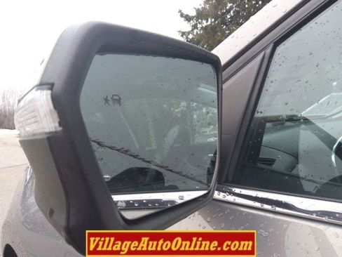 Used 2019 Chevrolet Equinox LT image 11