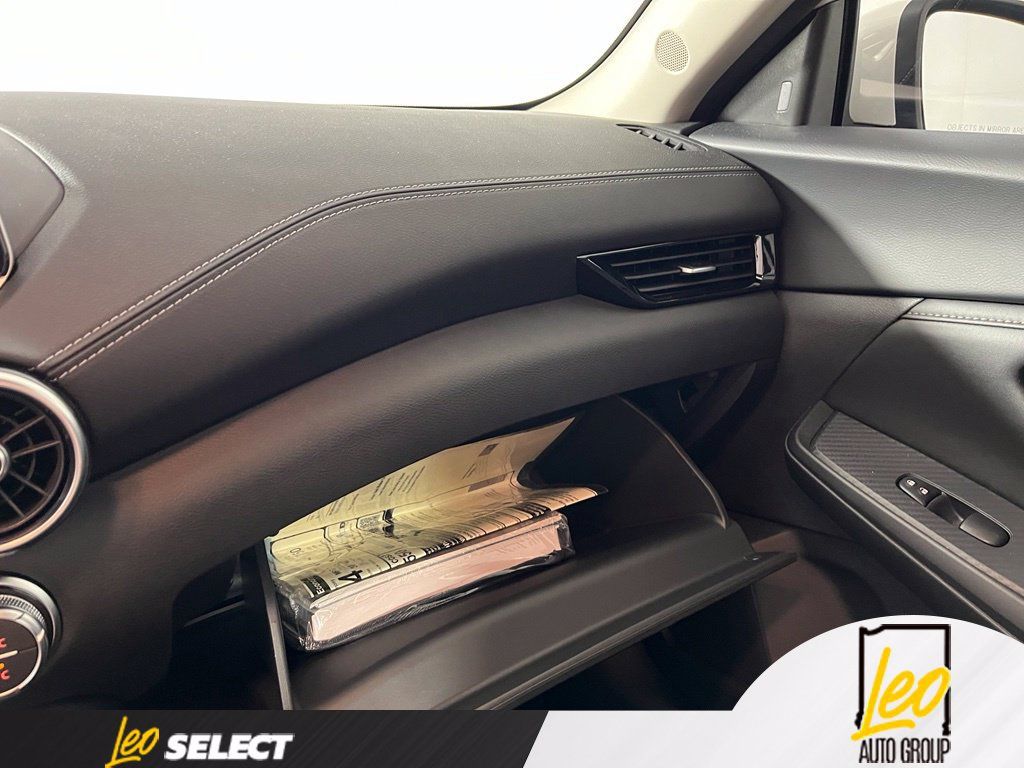 Used 2025 Nissan Sentra SV w/ All-Weather Package FWD image 24
