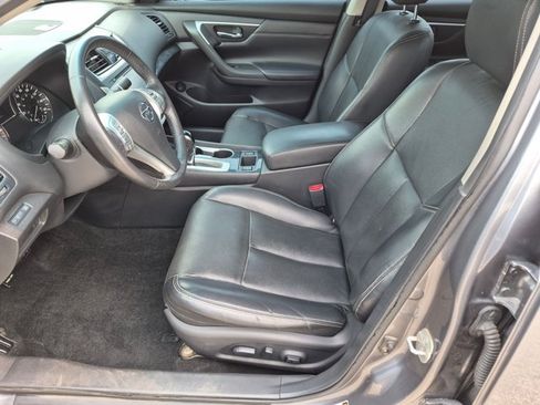 Used 2016 Nissan Altima 2.5 SL w/ 2.5 Technology Package FWD image 20