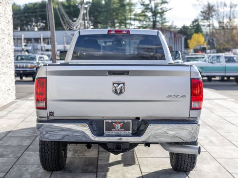 Used 2013 RAM 2500 Tradesman w/ Chrome Appearance Group image 6