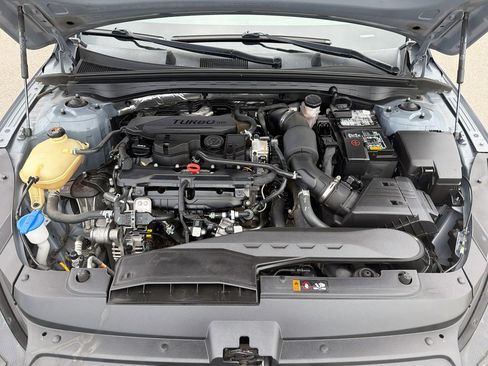 Used 2022 Kia K5 LXS FWD image 32
