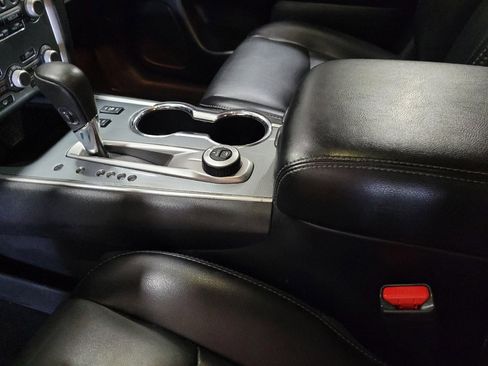 Used 2019 Nissan Pathfinder SL AWD/4WD image 26