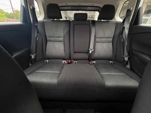 Used 2025 Nissan Rogue SV image 40