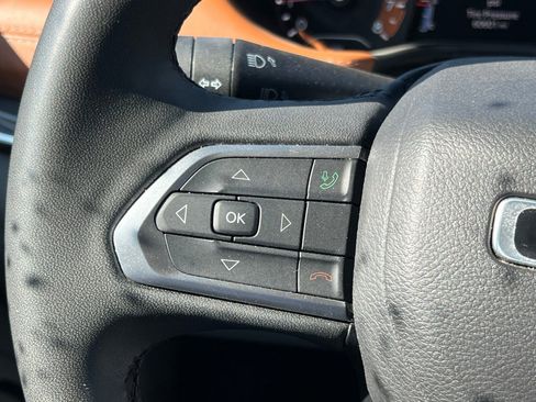 Used 2024 Jeep Compass Limited image 26