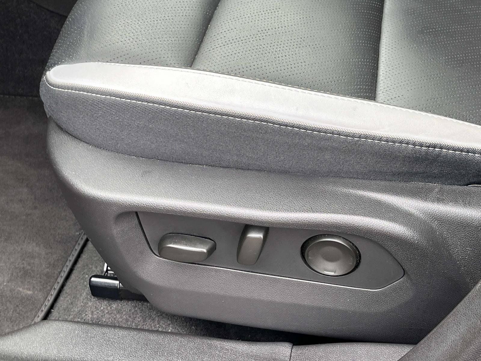 Used 2024 Buick Envision Sport Touring AWD/4WD image 28