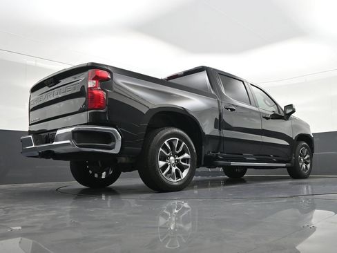 Used 2025 Chevrolet Silverado 1500 LT RWD image 28