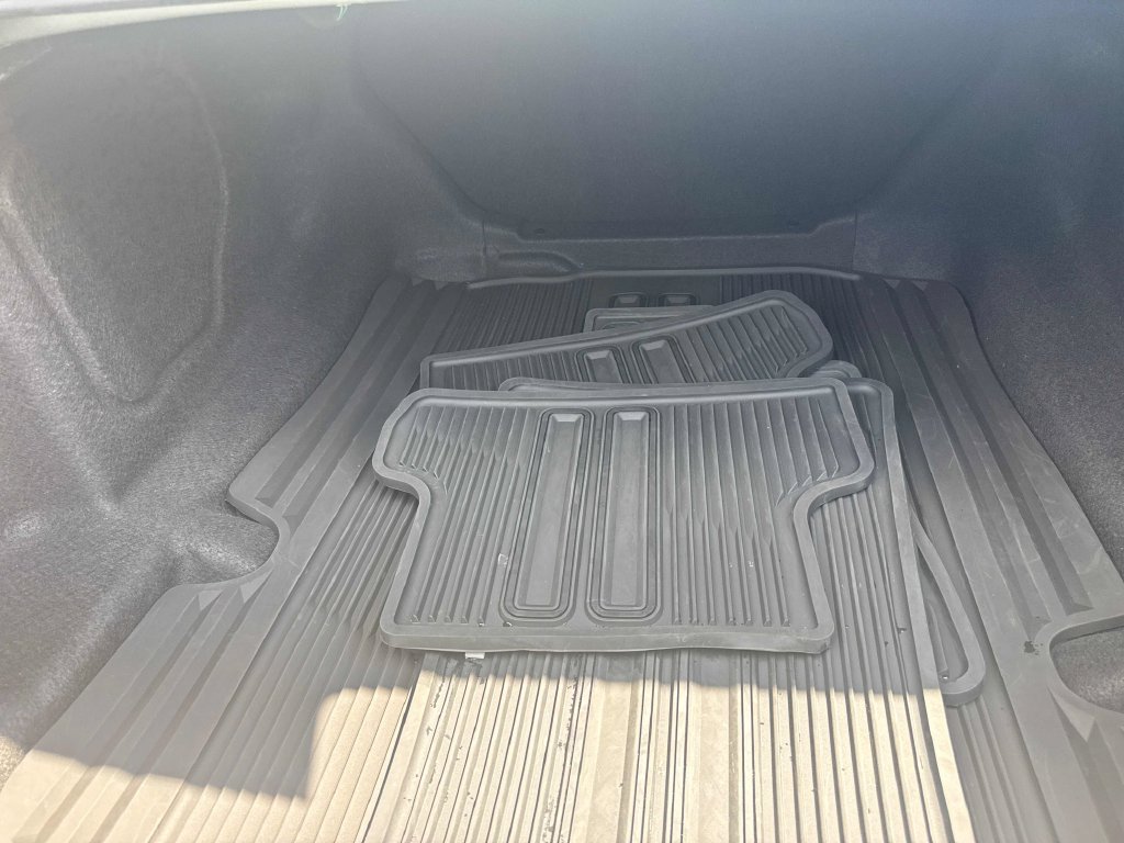 Used 2023 Chevrolet Camaro SS RWD image 28