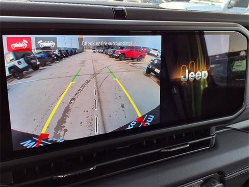 New 2025 Jeep Wrangler Unlimited Rubicon image 5