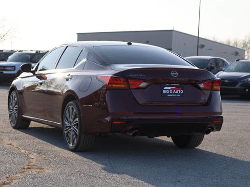 Used 2024 Nissan Altima 2.5 SL image 11