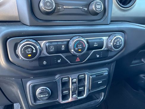 Used 2020 Jeep Gladiator Sport w/ Quick Order Package 24S image 25