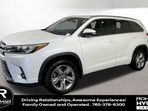 Used 2017 Toyota Highlander Limited image 4