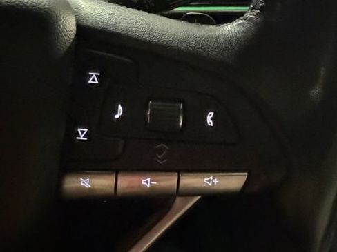 Used 2022 Cadillac Escalade ESV Sport w/ LPO, ONYX Package image 19