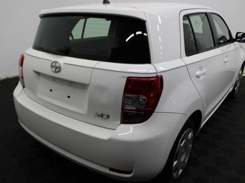 Used 2010 Scion xD image 6