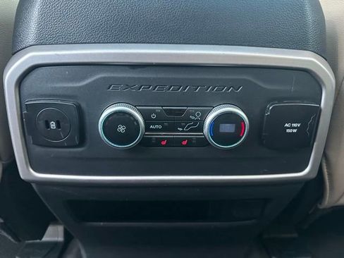 Used 2024 Ford Expedition Max Limited image 34