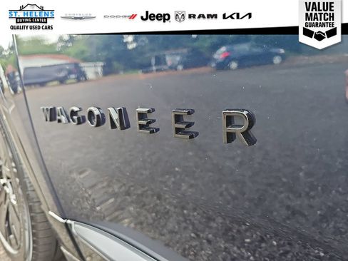 Used 2024 Jeep Wagoneer Launch Edition AWD/4WD image 29