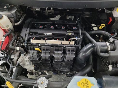 Used 2020 Dodge Journey SE w/ SE Popular Equipment Group FWD image 30