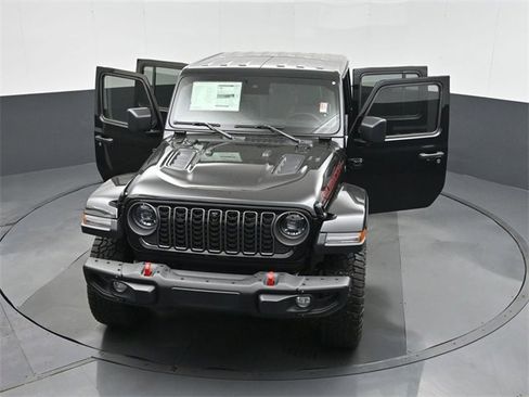 New 2025 Jeep Gladiator Rubicon image 49