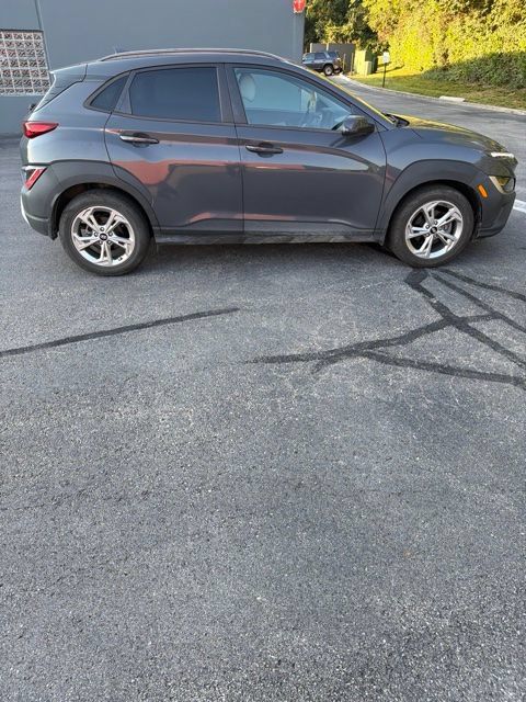 Used 2023 Hyundai Kona SEL FWD image 5