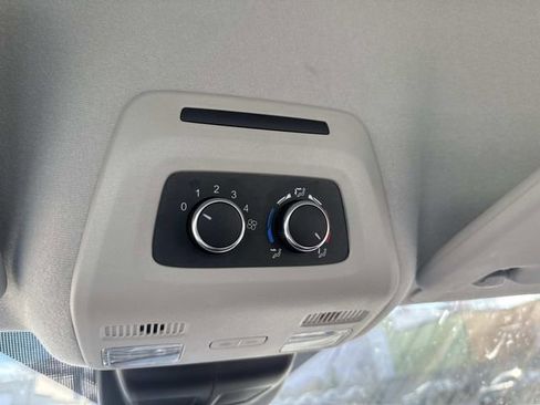 Certified 2022 Ford Transit 350 XLT image 25