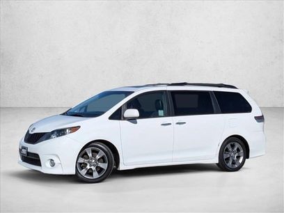 Used 2014 Toyota Sienna SE