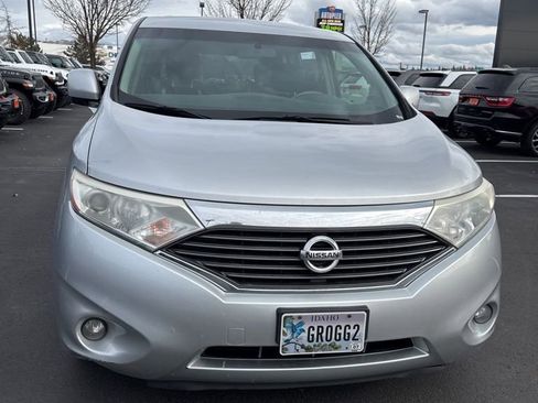Used 2013 Nissan Quest SV w/ Value Cargo Pkg image 3