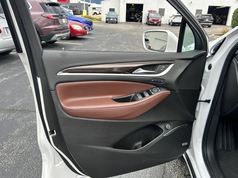 Certified 2020 Buick Enclave Avenir w/ Avenir Technology Package FWD image 17
