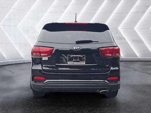 Used 2020 Kia Sorento S image 4