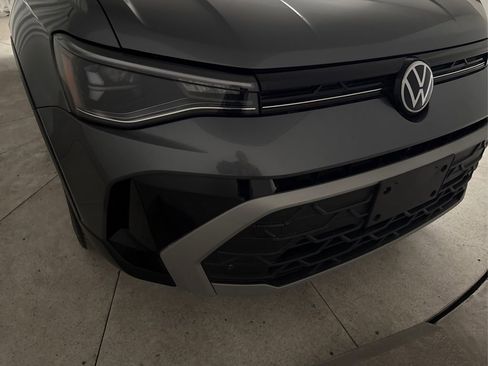 Used 2025 Volkswagen Taos S image 35