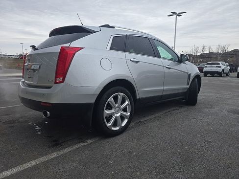 Used 2014 Cadillac SRX Performance w/ Driver Awareness Package image 3