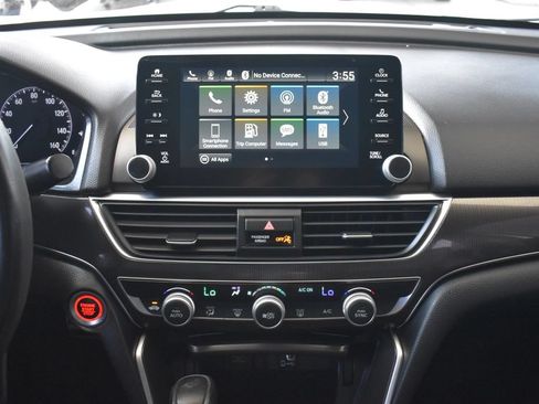 Used 2019 Honda Accord Sport image 17