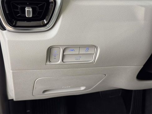 Used 2023 Kia Sorento SX image 26