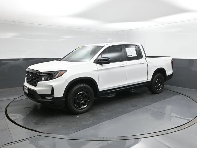 Used 2025 Honda Ridgeline TrailSport+ image 1