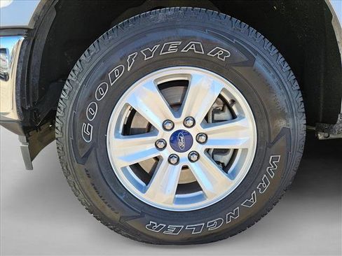 Used 2018 Ford F150 XLT image 21