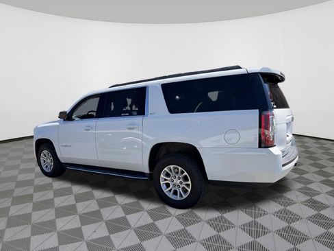 Used 2019 GMC Yukon XL SLT image 5