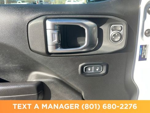 Used 2023 Jeep Wrangler Unlimited w/ 8.4" Radio Group AWD/4WD image 11